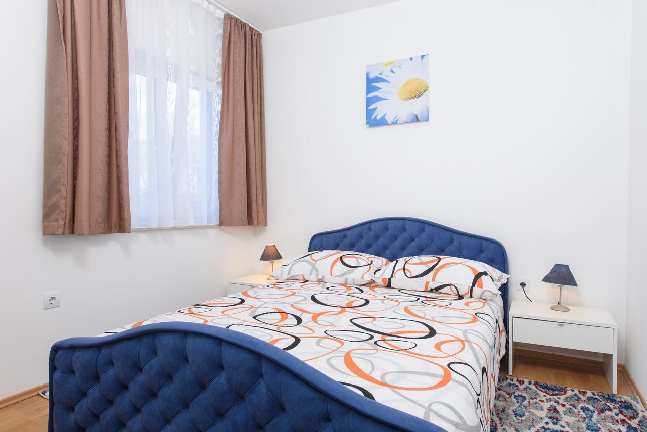 Apartment Drmic Каштела Экстерьер фото