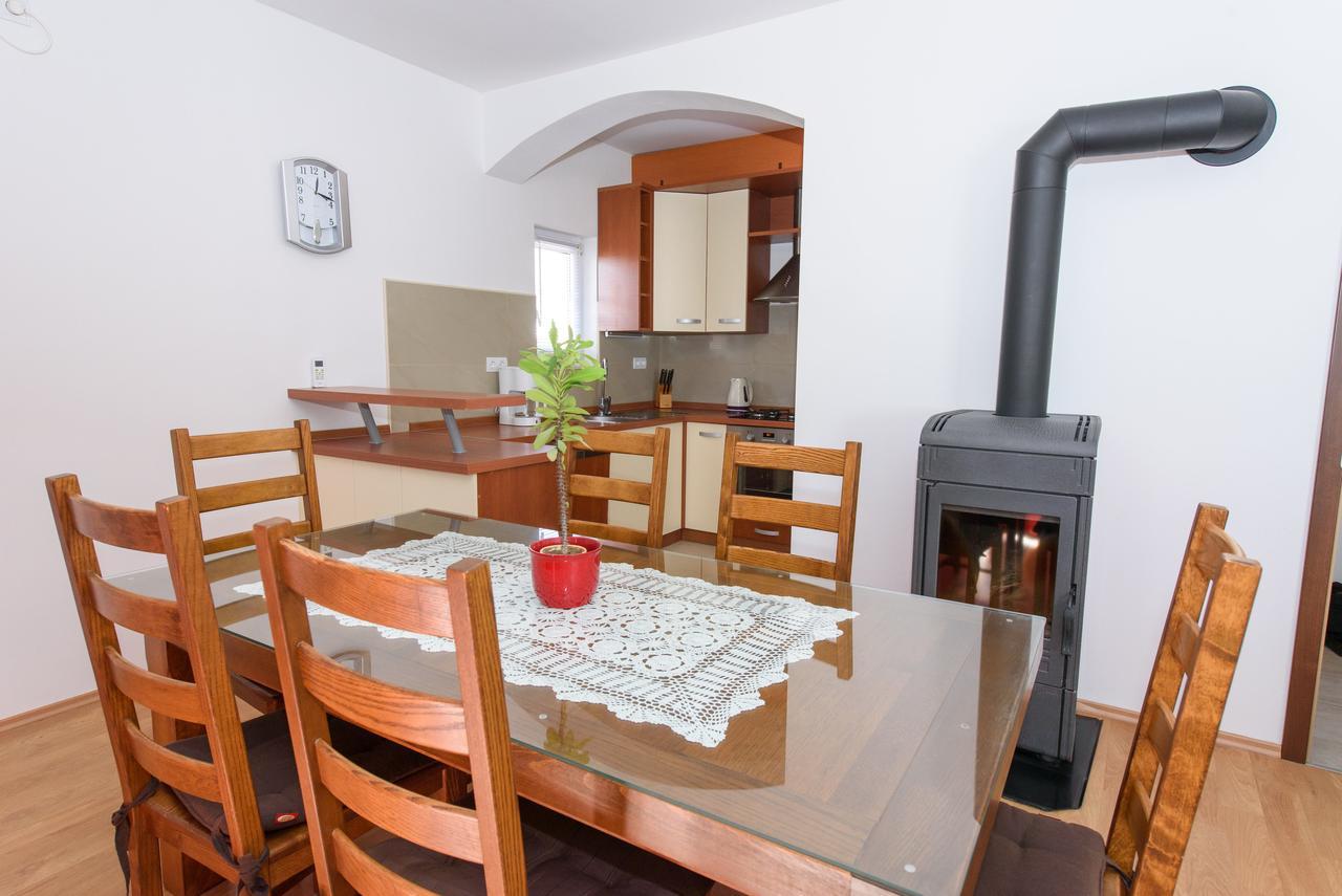 Apartment Drmic Каштела Экстерьер фото